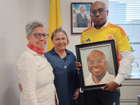 ENTREVISTA AL CONSUL GENERAL DE COLOMBIA EN CHICAGO DIEGO ANGULO MARINES